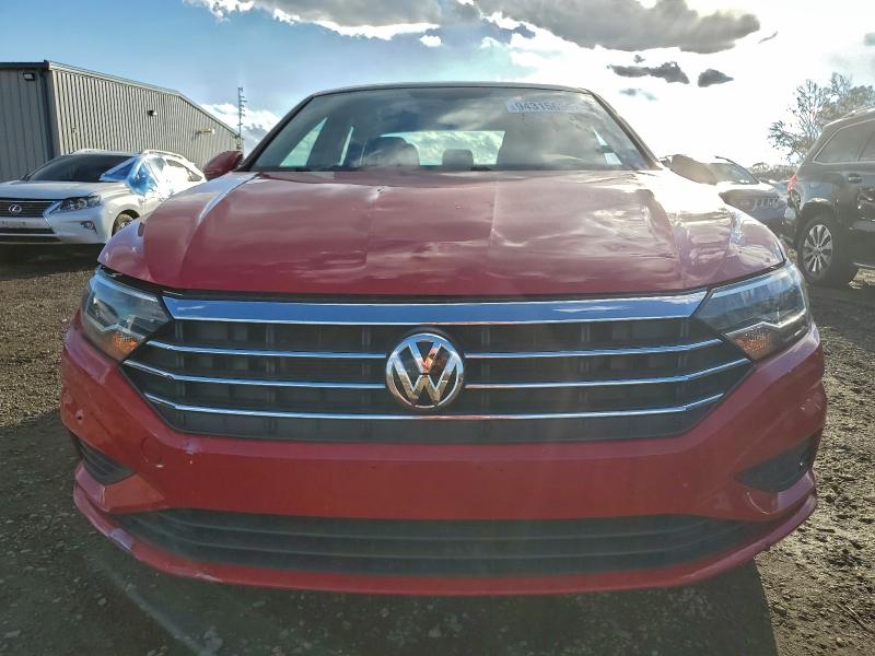 Photo 5 from auction – 2020 VOLKSWAGEN JETTA with VIN 3VWCB7BU5LM075968