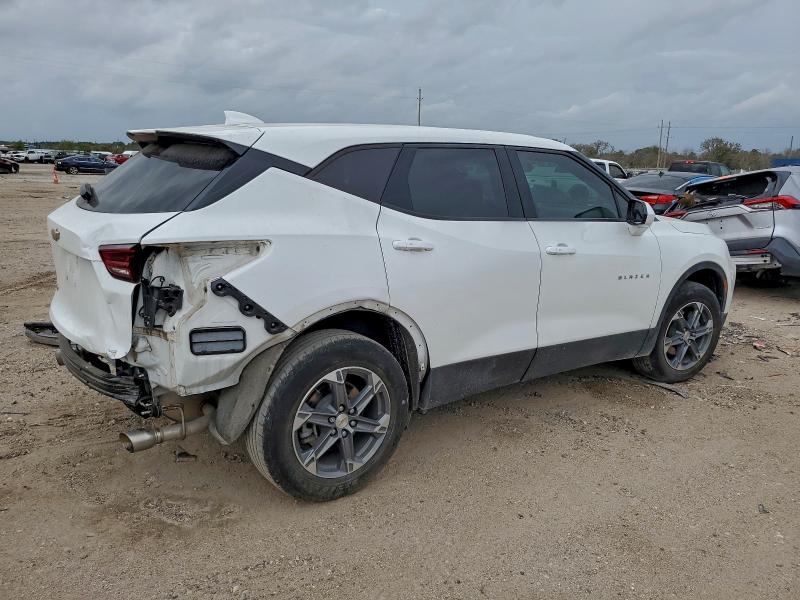 Foto 3 de la subasta – 2023 CHEVROLET BLAZER 2LT con VIN 3GNKBCR40PS104797