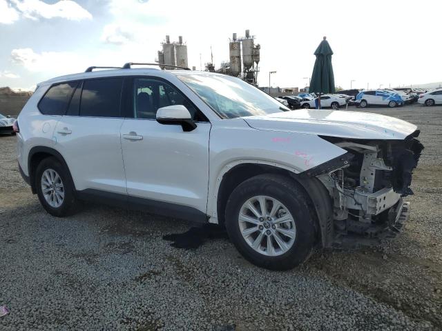Photo 4 from auction – 2024 TOYOTA GRAND HIGHLANDER with VIN 5TDAAAA57RS019303