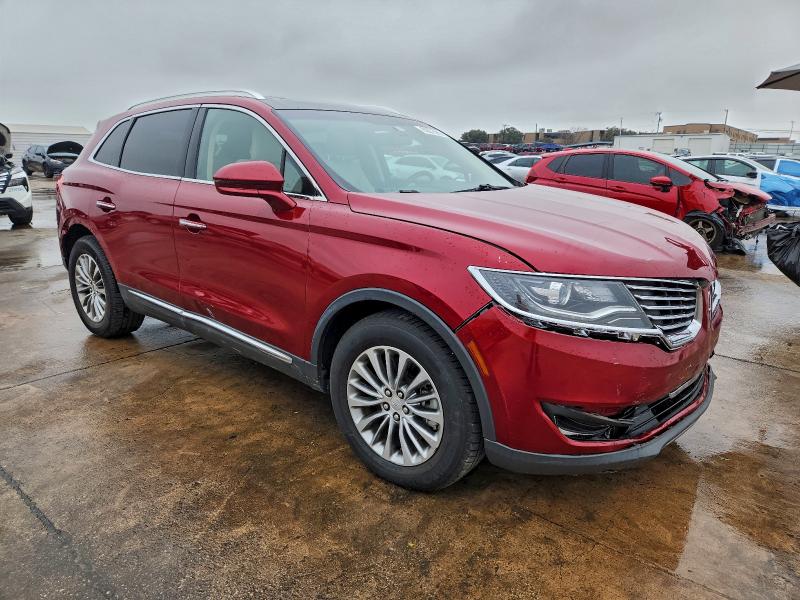 Photo 4 from auction – 2017 LINCOLN MKX with VIN 2LMPJ6LR7HBL16787