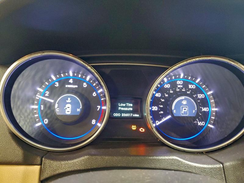 Photo 9 from auction – 2011 HYUNDAI SONATA SE with VIN 5NPEC4AC2BH138738