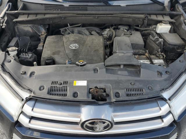 Photo 12 from auction – 2019 TOYOTA HIGHLANDER with VIN 5TDJZRFH2KS621106