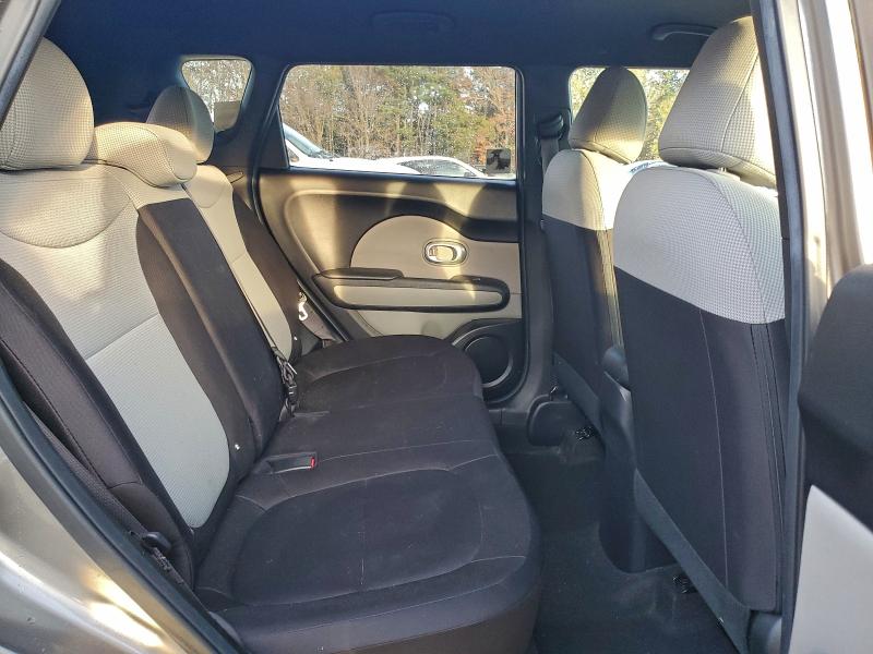 Photo 10 from auction – 2018 KIA SOUL with VIN KNDJN2A23J7506903