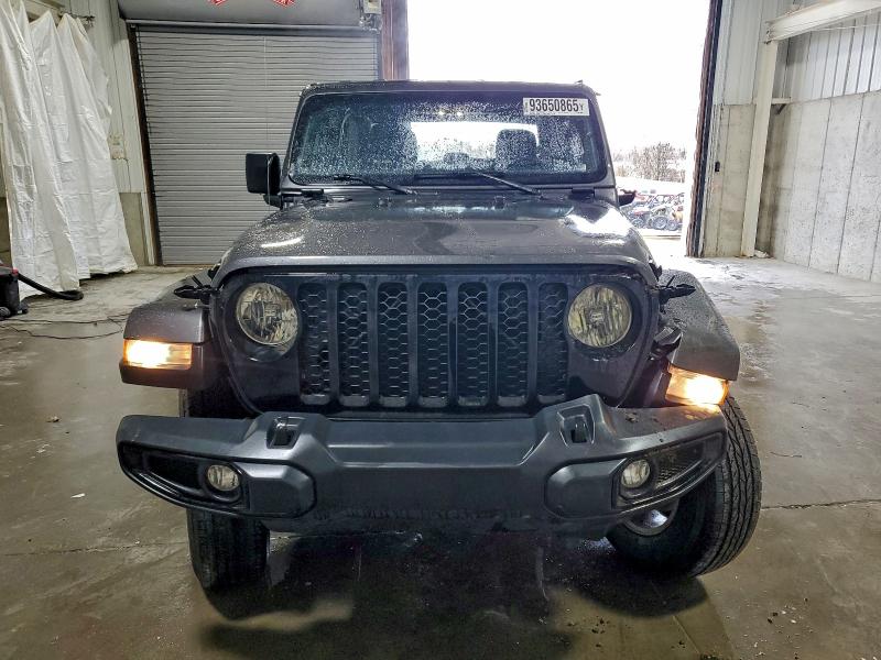 Photo 5 from auction – 2022 JEEP GLADIATOR with VIN 1C6HJTAG0NL172264