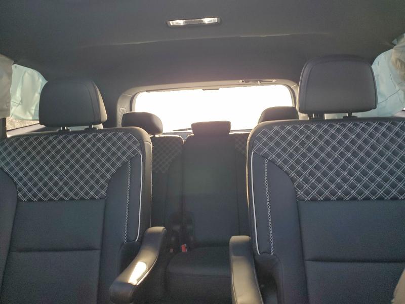 Photo 10 from auction – 2025 GMC ACADIA DEN with VIN 1GKENLRS9SJ277812