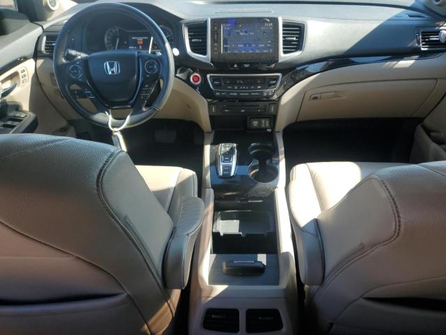 Photo 8 from auction – 2017 HONDA PILOT TOUR with VIN 5FNYF5H97HB039487