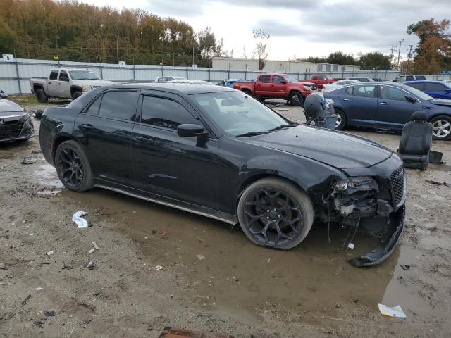 Zdjęcie 4 z aukcji – 2019 CHRYSLER 300 S z VIN 2C3CCABGXKH637260