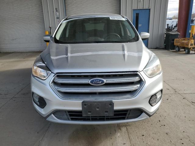 Photo 5 from auction – 2017 FORD ESCAPE SE with VIN 1FMCU9GD4HUC25987