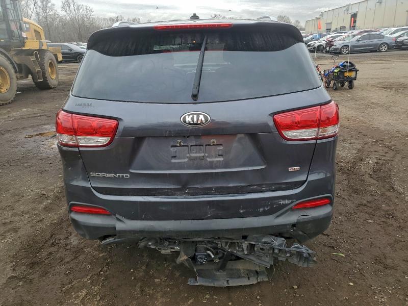 Photo 6 from auction – 2016 KIA SORENTO LX with VIN 5XYPG4A34GG081289