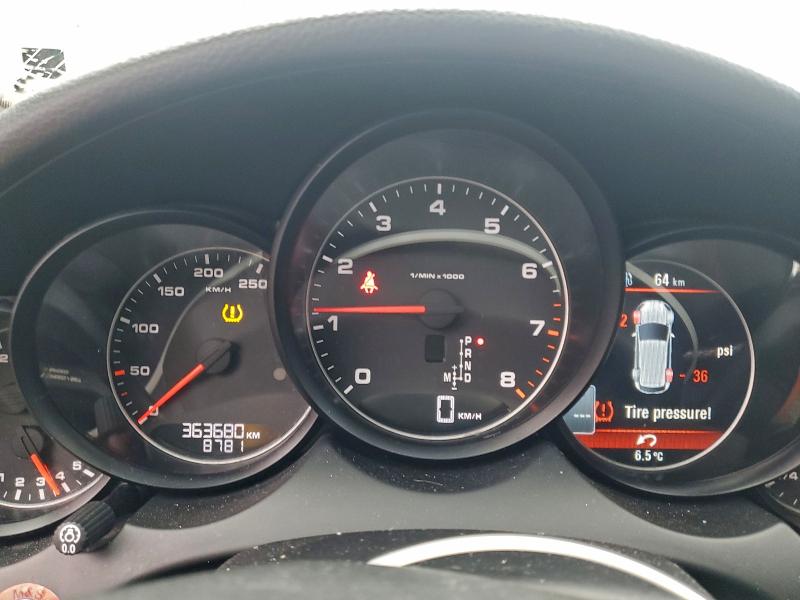 Photo 9 from auction – 2014 PORSCHE CAYENNE with VIN WP1AA2A21ELA04785