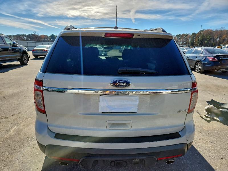 Photo 6 from auction – 2011 FORD EXPLORER with VIN 1FMHK8B89BGA77356