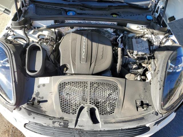 Photo 11 from auction – 2019 PORSCHE MACAN with VIN WP1AA2A52KLB04237