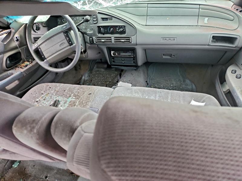 Photo 8 from auction – 1993 FORD TAURUS GL with VIN 1FALP5742PG316635