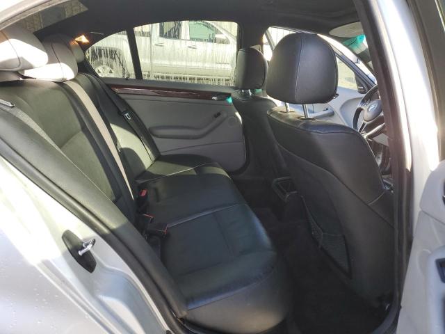 Photo 10 from auction – 2004 BMW 330 I with VIN WBAEV53464KM38015