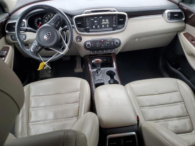 Photo 8 from auction – 2017 KIA SORENTO EX with VIN 5XYPHDA52HG312089