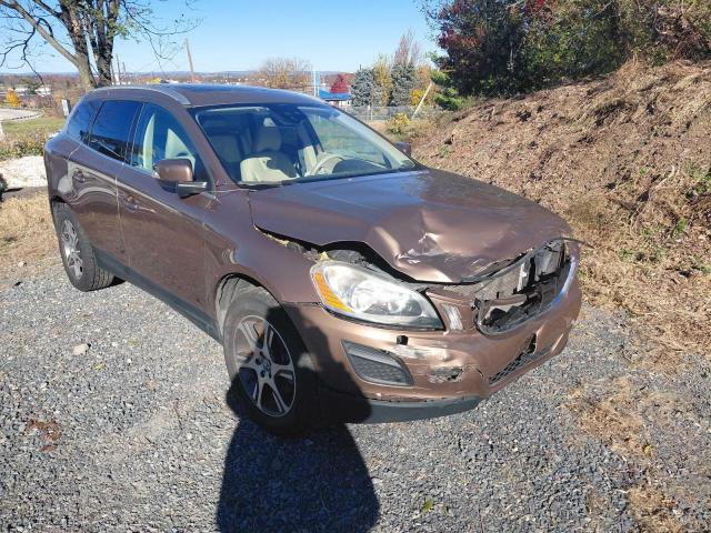 VOLVO XC60 T6 2012 with VIN YV4902DZ0C2293142 - Photo from auction