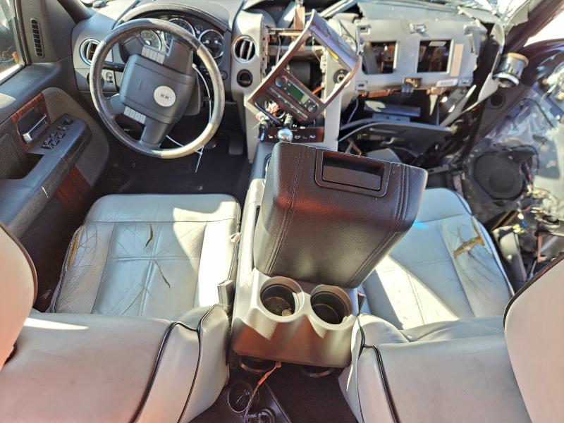 Photo 8 from auction – 2006 LINCOLN MARK LT with VIN 5LTPW16566FJ09149