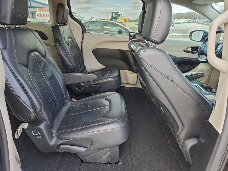 Photo 11 from auction – 2017 CHRYSLER PACIFICA T with VIN 2C4RC1EG3HR796643