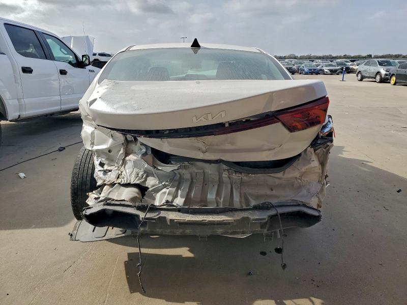 Photo 6 from auction – 2023 KIA FORTE LX with VIN 3KPF24AD5PE595264