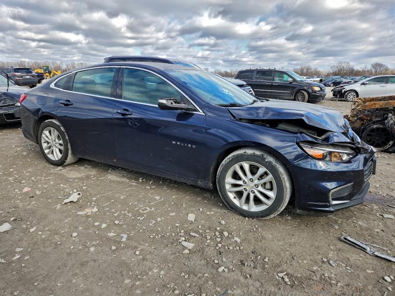Photo 4 from auction – 2018 CHEVROLET MALIBU LT with VIN 1G1ZD5ST1JF131168