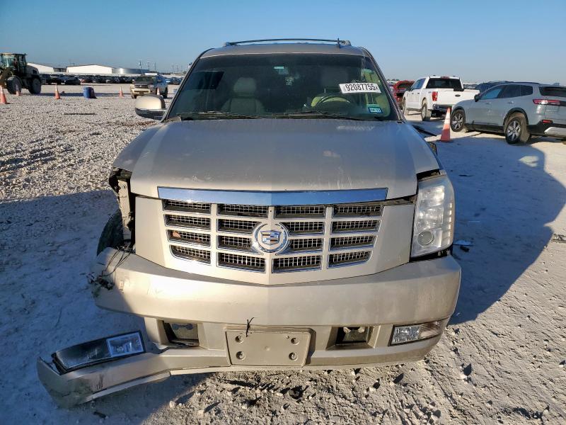 Photo 5 from auction – 2010 CADILLAC ESCALADE L with VIN 1GYUCBEF7AR119303