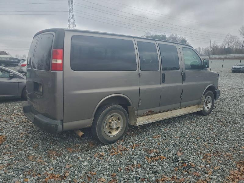 Photo 3 from auction – 2009 CHEVROLET EXPRESS G2 with VIN 1GAGG25K091114452