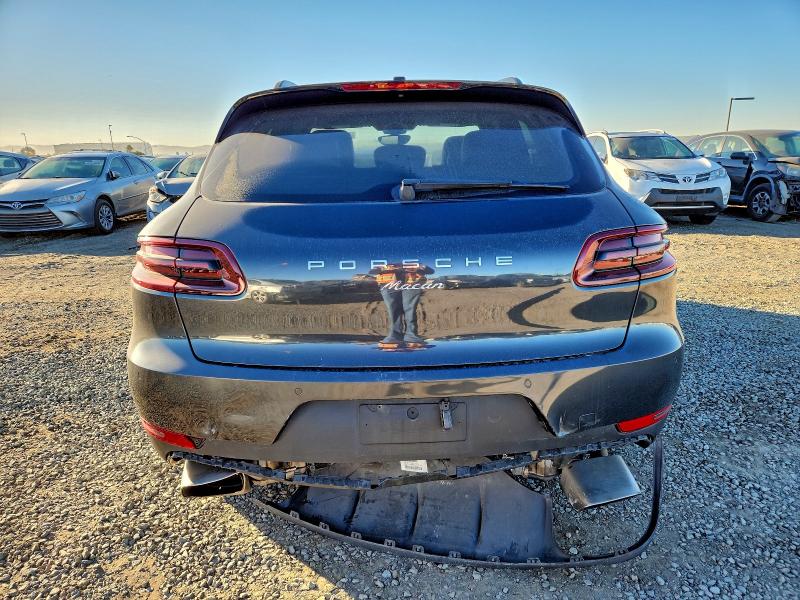 Photo 6 from auction – 2018 PORSCHE MACAN with VIN WP1AA2A54JLB09227