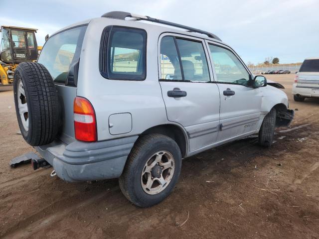 Photo 3 from auction – 2001 CHEVROLET TRACKER with VIN 2CNBJ13C516955219