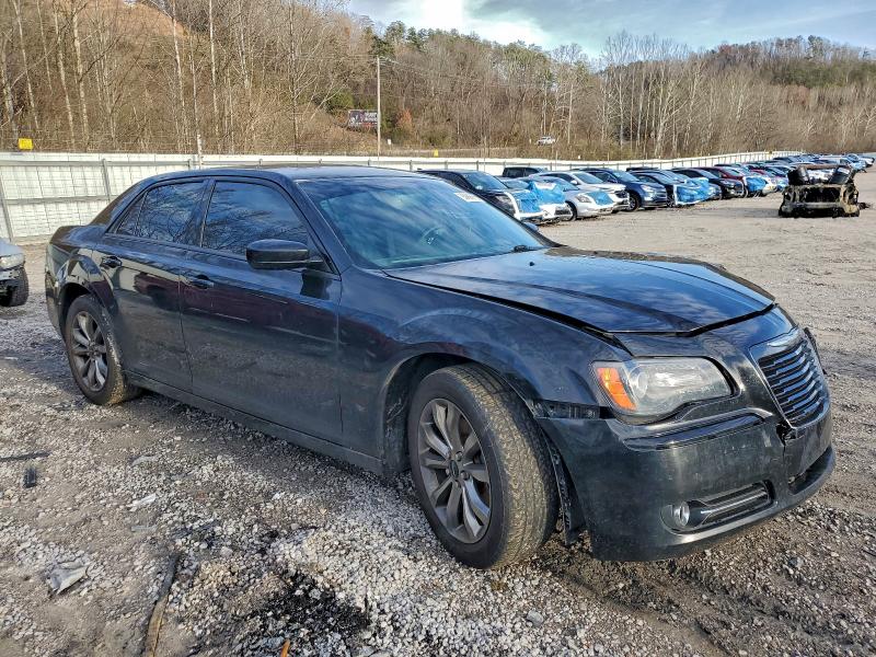 Photo 4 from auction – 2014 CHRYSLER 300 S with VIN 2C3CCAGG6EH383799