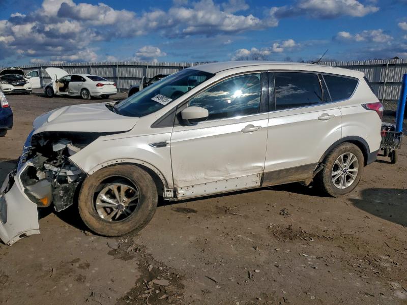 Photo 1 from auction – 2017 FORD ESCAPE SE with VIN 1FMCU9G92HUA76622