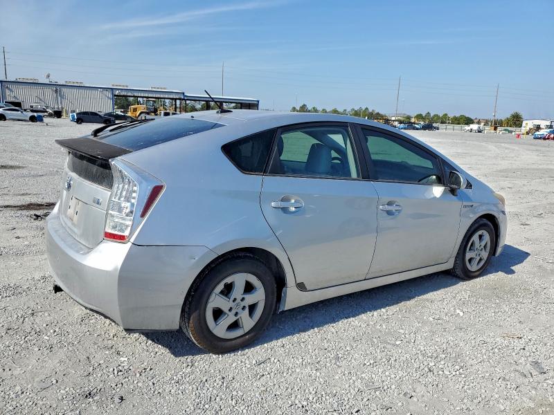 Photo 3 from auction – 2011 TOYOTA PRIUS with VIN JTDKN3DU1B5353135