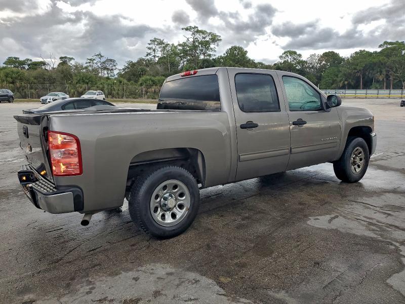 Photo 3 from auction – 2013 CHEVROLET SILVERADO with VIN 3GCPCSE05DG110702