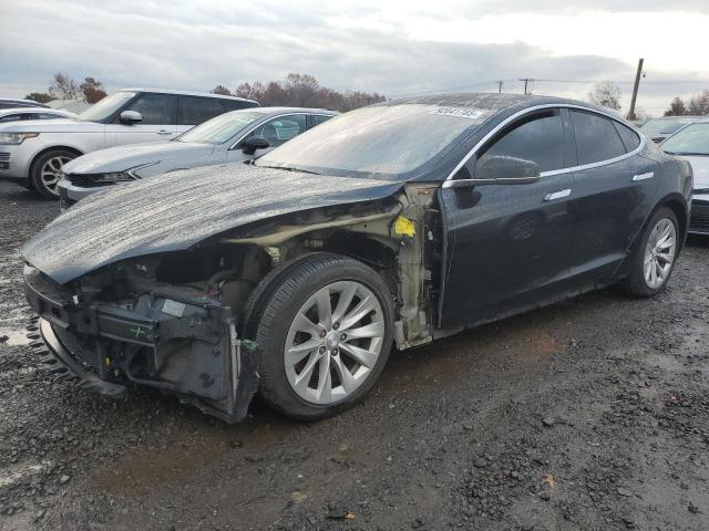 TESLA MODEL S 2018 with VIN 5YJSA1E28JF266682 - Photo from auction