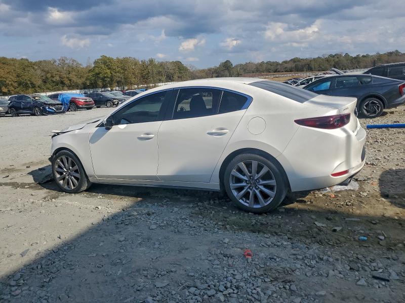 Photo 2 from auction – 2021 MAZDA 3 SELECT with VIN JM1BPABL0M1337818