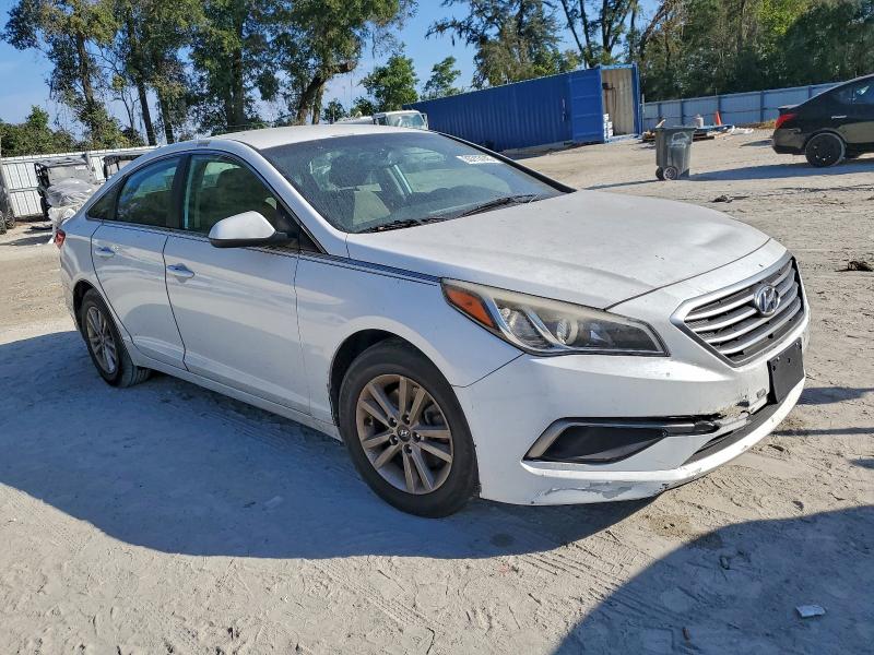 Photo 4 from auction – 2016 HYUNDAI SONATA with VIN 5NPE24AF9GH264518