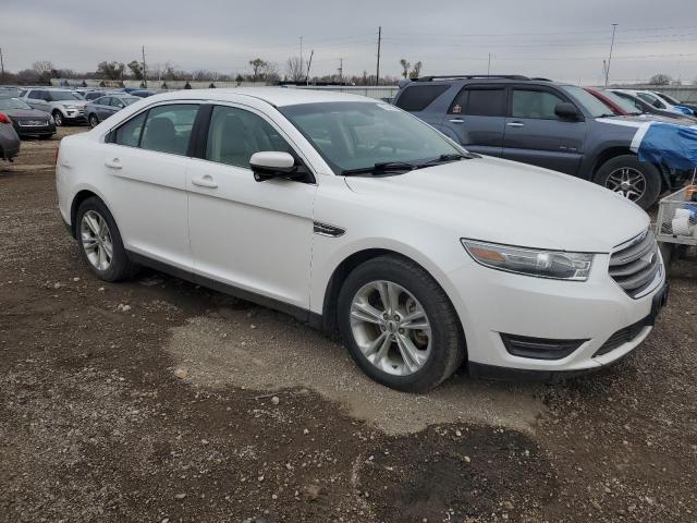 Photo 4 from auction – 2013 FORD TAURUS SEL with VIN 1FAHP2E87DG121636