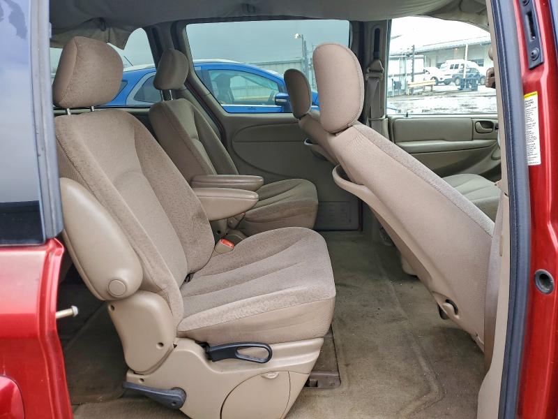 Photo 11 from auction – 2002 CHRYSLER TOWN & COU with VIN 2C4GP44382R697979