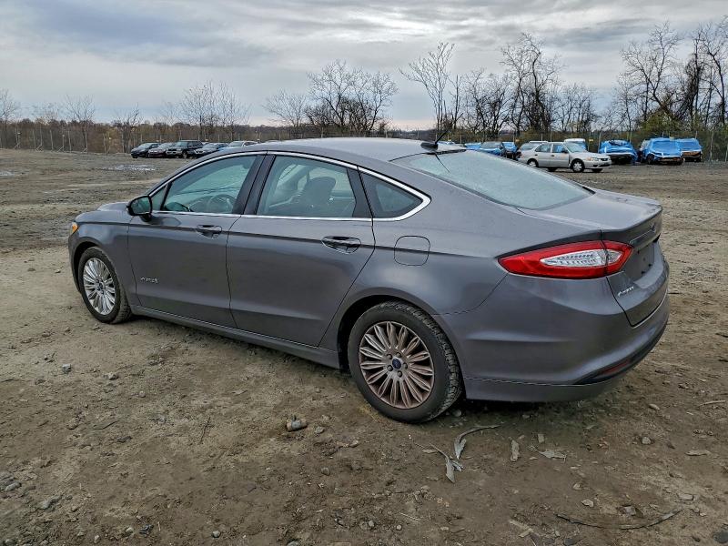 Foto 2 de la subasta – 2013 FORD FUSION SE con VIN 3FA6P0LU5DR246798