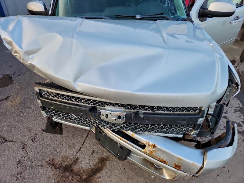 Photo 11 from auction – 2011 CHEVROLET SILVERADO with VIN 3GCPKSE38BG391582