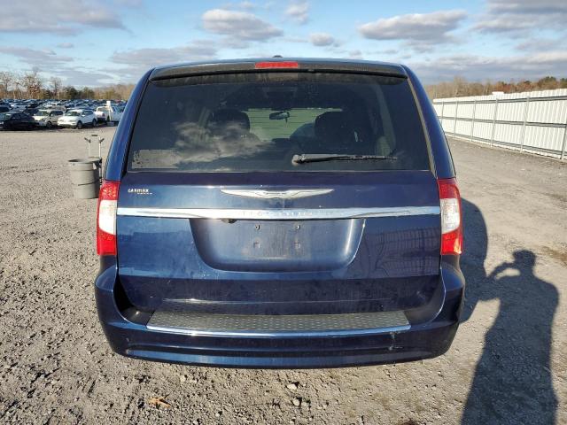 Photo 6 from auction – 2016 CHRYSLER TOWN & COU with VIN 2C4RC1BG2GR128741