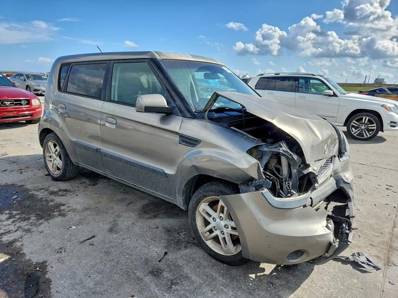 Photo 4 from auction – 2010 KIA SOUL with VIN KNDJT2A28A7149692