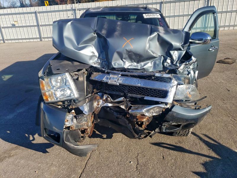 Photo 11 from auction – 2007 CHEVROLET SILVERADO with VIN 2GCEK13M271521188