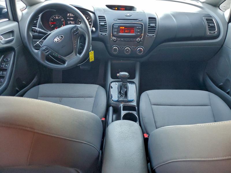 Photo 8 from auction – 2017 KIA FORTE LX with VIN 3KPFK4A75HE028015