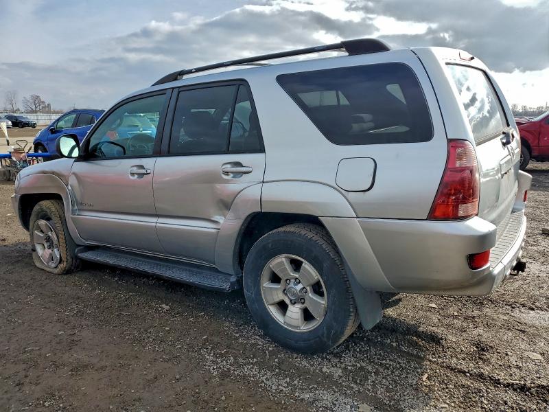 Photo 2 from auction – 2005 TOYOTA 4RUNNER SR with VIN JTEBU14R150065650