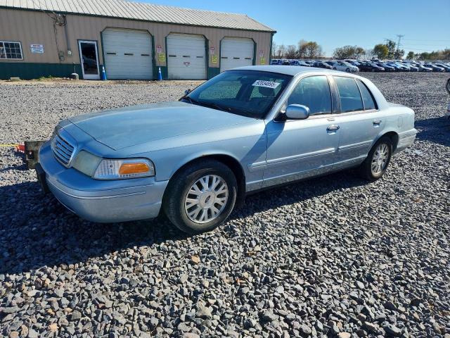 FORD CROWN VICT 2003 with VIN 2FAFP74W03X101001 - Photo from auction