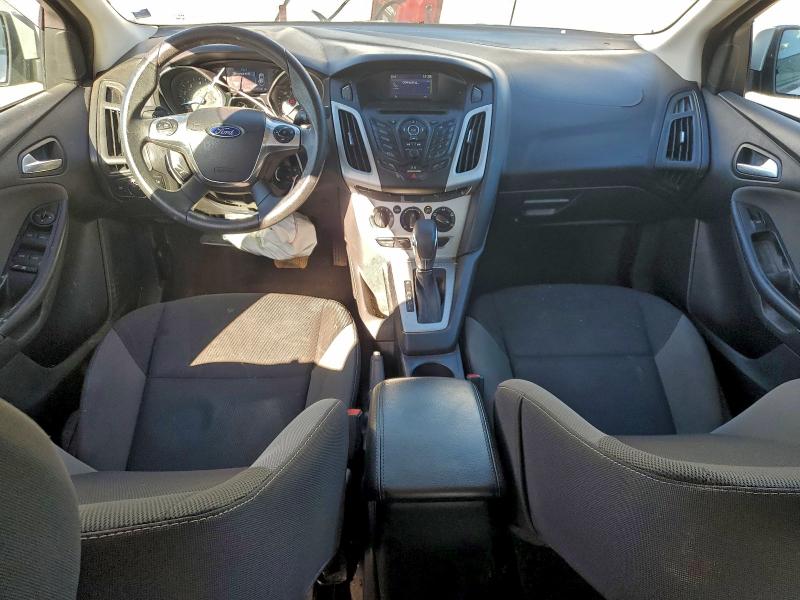 Photo 8 from auction – 2014 FORD FOCUS SE with VIN 1FADP3F27EL336926