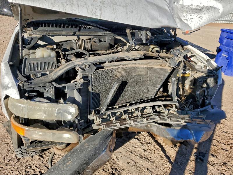 Photo 11 from auction – 1999 CHEVROLET SILVERADO with VIN 1GCEC14W2XE203065
