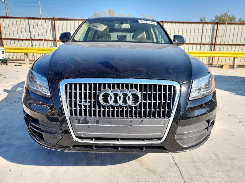 Zdjęcie 5 z aukcji – 2011 AUDI Q5 PREMIUM z VIN WA1LFAFP4BA042703
