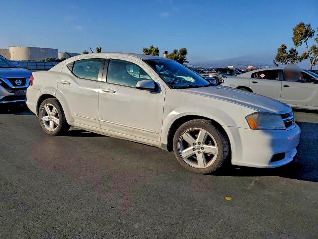 Photo 4 from auction – 2011 DODGE AVENGER MA with VIN 1B3BD1FB2BN590558