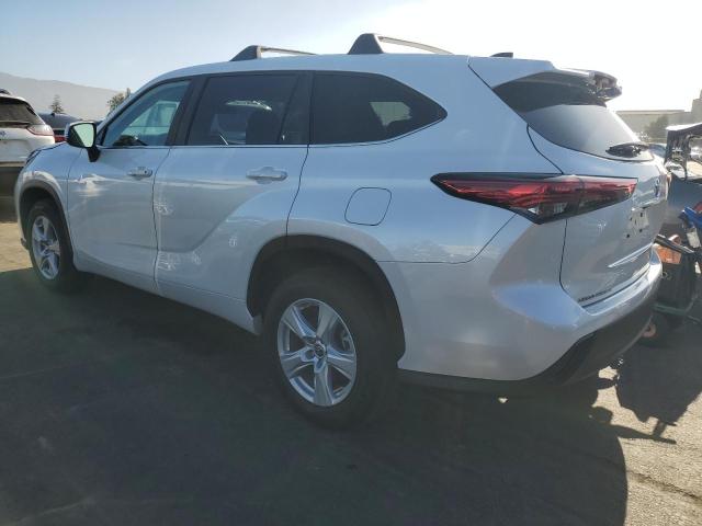 Photo 2 from auction – 2023 TOYOTA HIGHLANDER with VIN 5TDKDRAH2PS008758